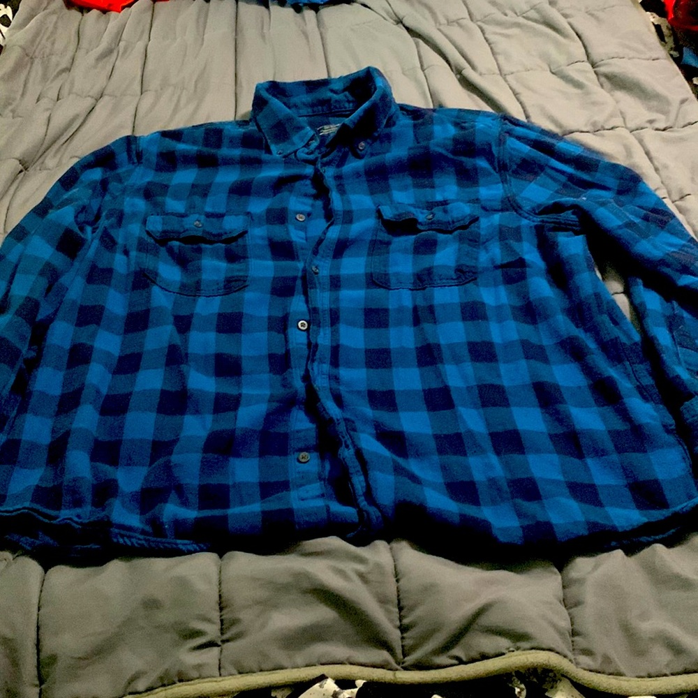 Mens button up XL long sleeve